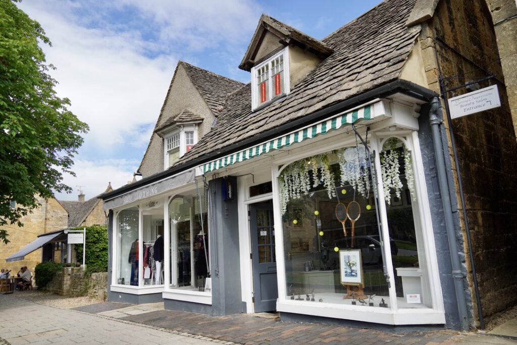 Broadway offers some of the best shopping of all of the Cotswold Villages