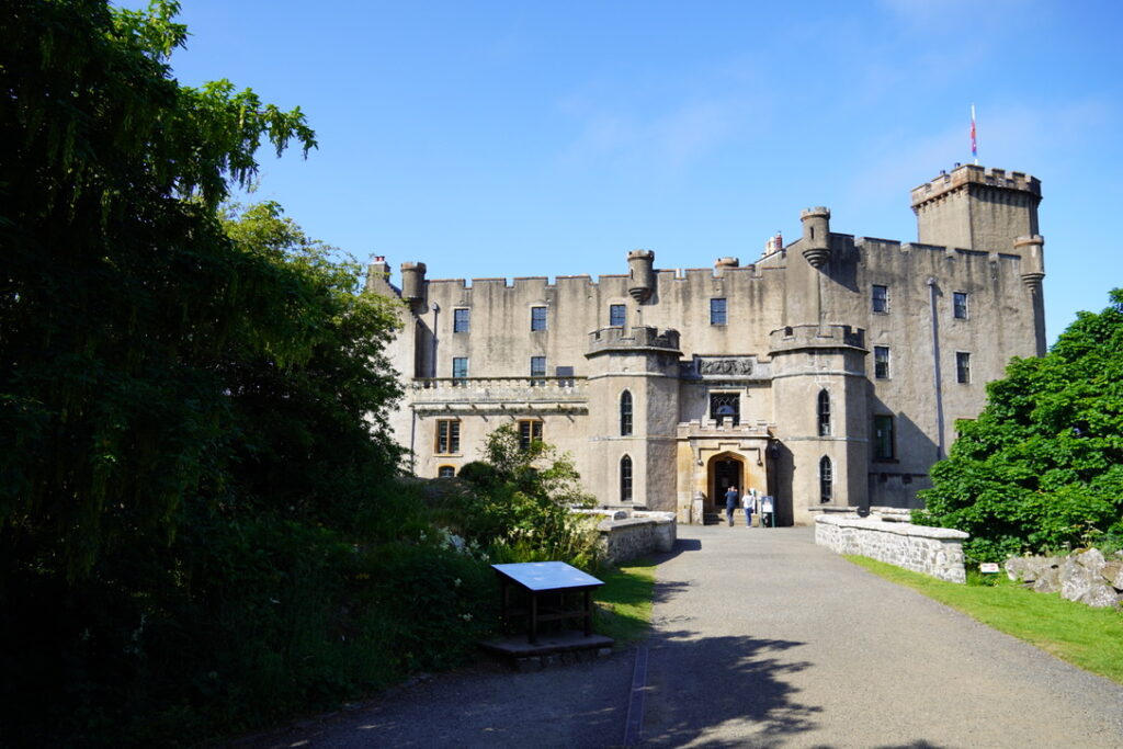 Front facade of Dunvegan Castle